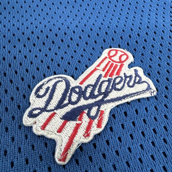 Dodgers T Shirt/Warm Up jersey Levy Restaurants The Ericson Group Button Up 2XL - Picture 5 of 10